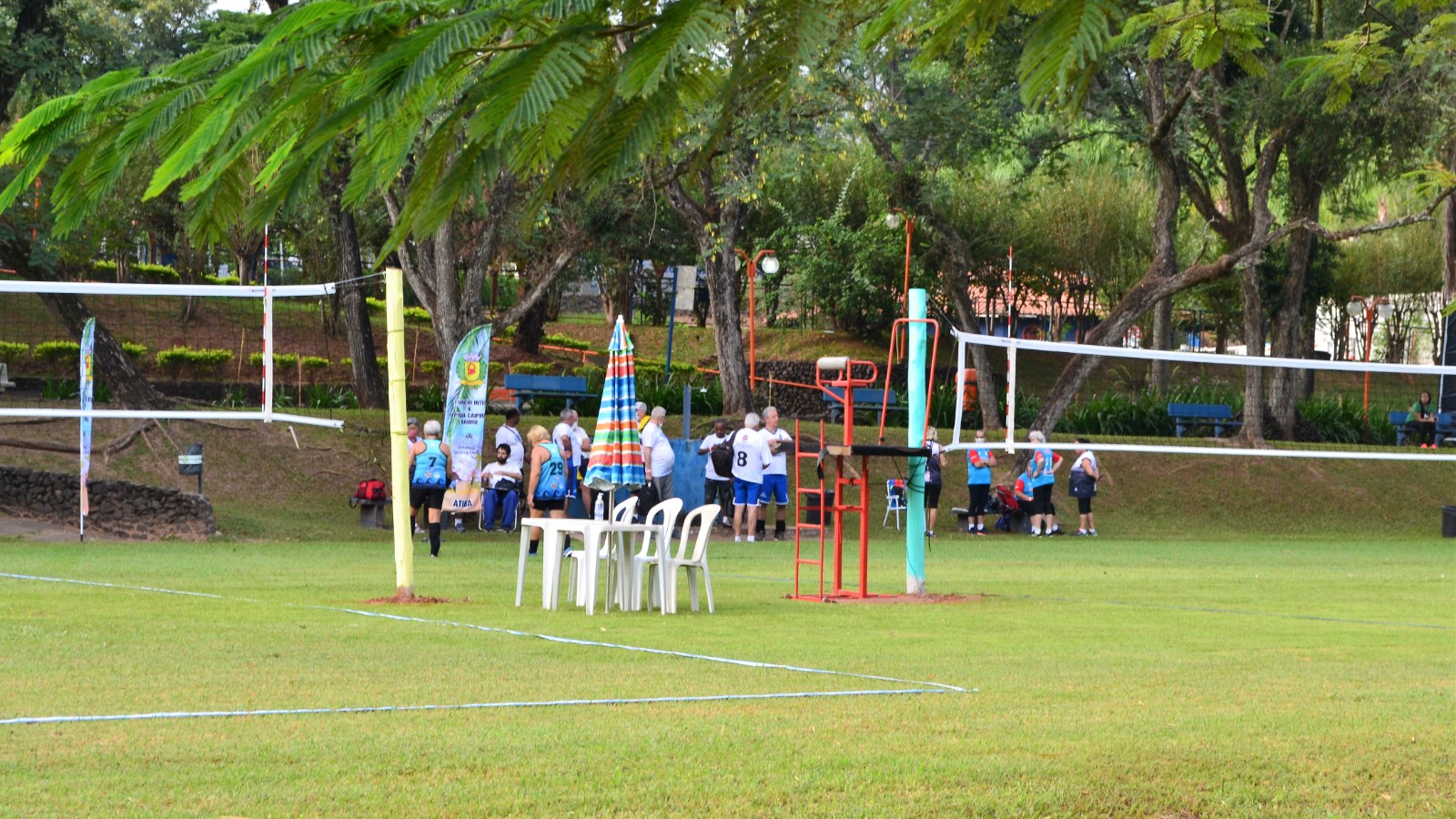 Inter Praia Caipira - Organização: Banners/quadras 14